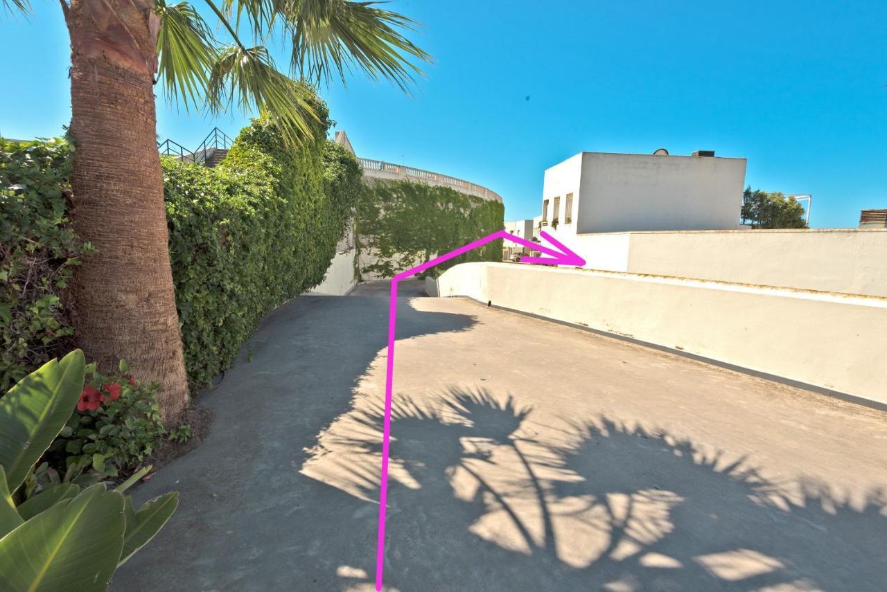 On Beach Deluxe Apartment With Pools And Own Garden El Puerto de Santa María Eksteriør bilde