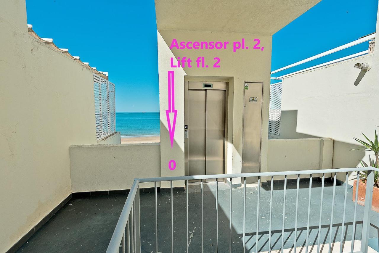 On Beach Deluxe Apartment With Pools And Own Garden El Puerto de Santa María Eksteriør bilde