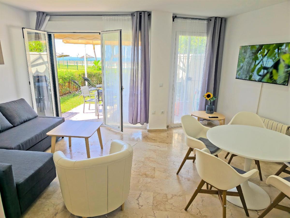 On Beach Deluxe Apartment With Pools And Own Garden El Puerto de Santa María Eksteriør bilde