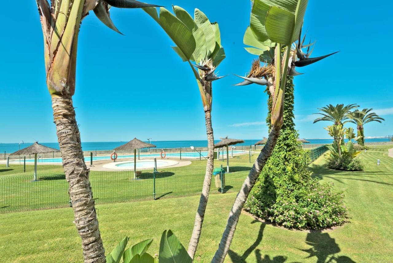 On Beach Deluxe Apartment With Pools And Own Garden El Puerto de Santa María Eksteriør bilde